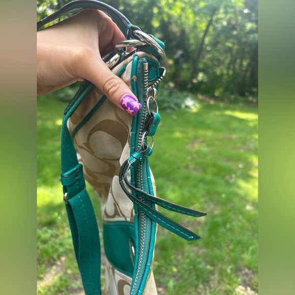 Coach Signature Stripe Convertible Hobo Bag F21873 in Light Khaki Bright Jade - Picture 8 of 16